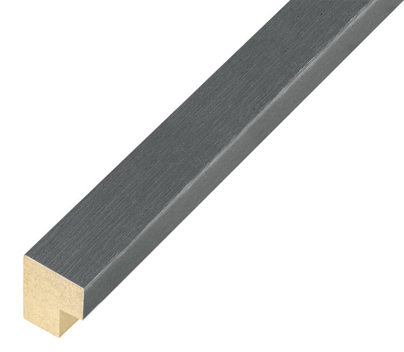 Moulding ayous, width 20mm Height 20 - Iron