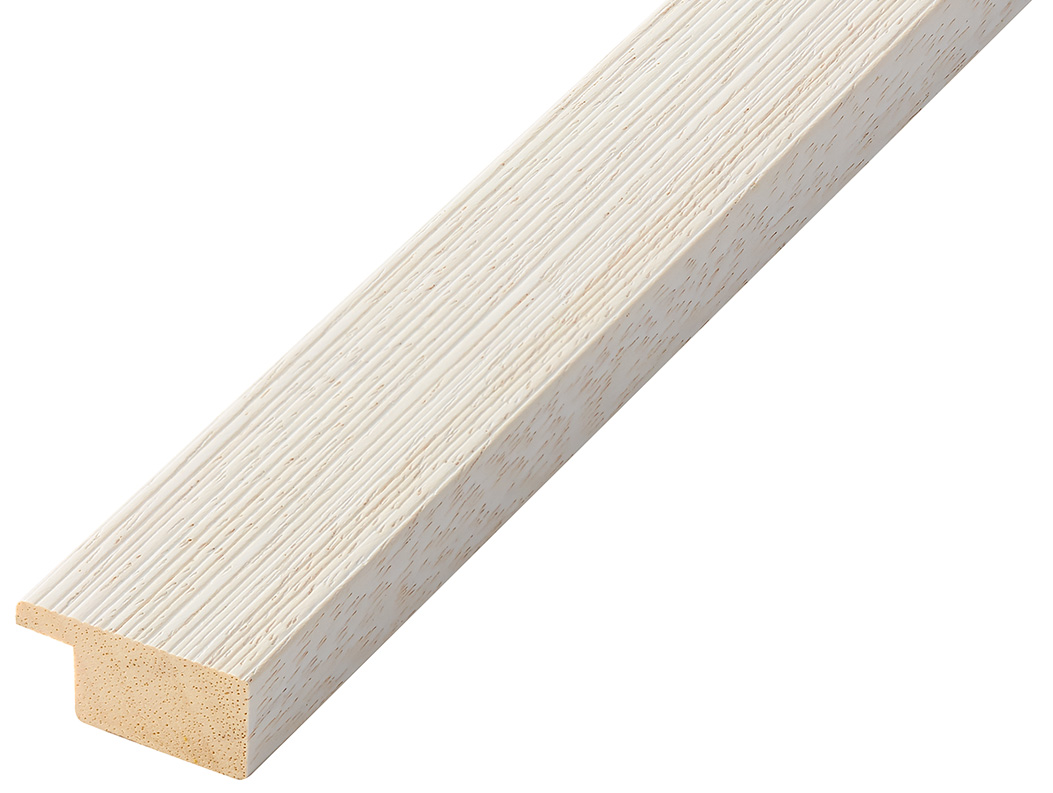 Moulding ayous, width 30mm height 14 - streaked cream finish