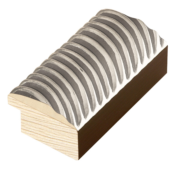 Moulding pine 39mm wide, with silver sinuous decorations