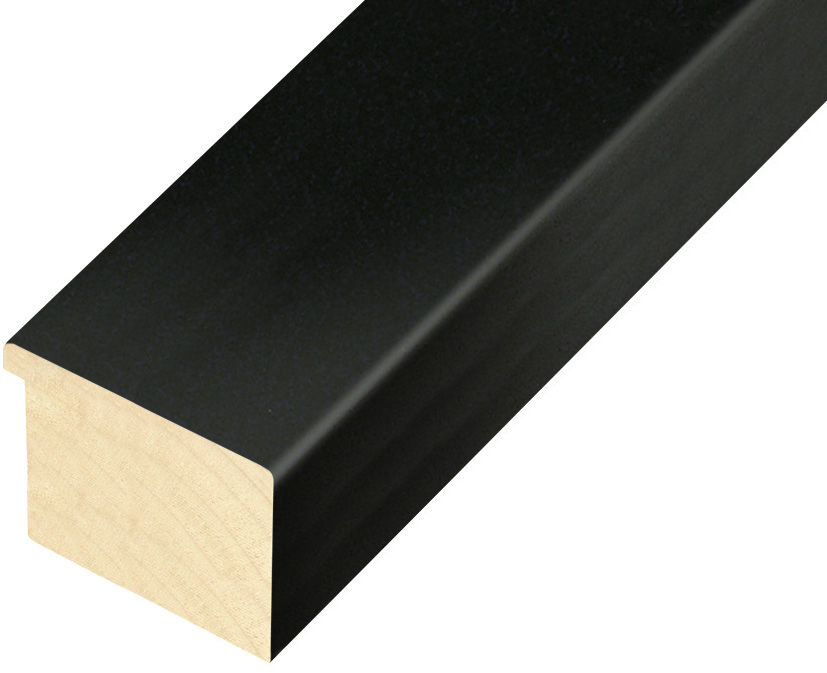Moulding ayous, width 50mm height 32 - matt black